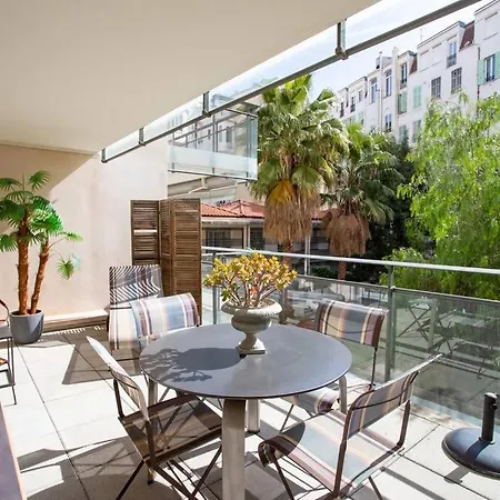 L18 Parking Terrace Ac 10mins Walk To Beaches Apartment *