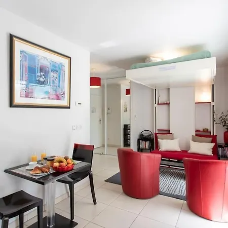 L18 Parking Terrace Ac 10mins Walk To Beaches *