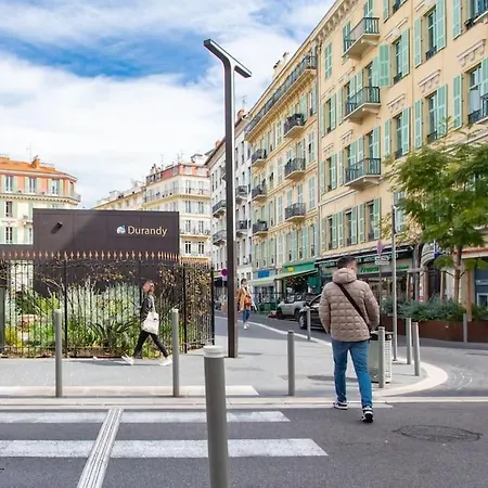 L18 Parking Terrace Ac 10mins Walk To Beaches Apartmán *