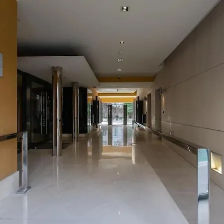 L18 Parking Terrace Ac 10mins Walk To Beaches Apartmán *